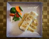 Foto del paso 5 de la receta: Merluza confitada con salsa de mostaza y miel