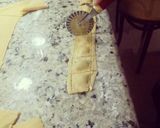 Foto del paso 4 de la receta: Ravioli rellenos de queso y espinacas en salsa de tomate
