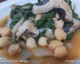 Foto del paso 9 de la receta: Acelgas, garbanzos y bacalao Skrei