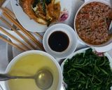 Hình bước làm 5 của món Cá kho củ nghệ, lá gừng