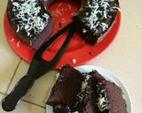 Foto langkah ke 10 dari resep Bolu cokelat banana cheese.