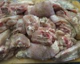 Φωτογραφία βήματος 2 της συνταγής Ζουμερά και Αρωματικά Παϊδάκια Κοτόπουλου στο τηγάνι