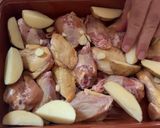 Foto del paso 6 de la receta Alitas de pollo al horno con verduras