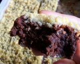 Foto langkah ke 7 dari resep Streusel Banana Brownies.