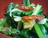 Foto langkah ke 3 dari resep Tumis Sawi Teri Kacang.