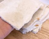 Hình bước làm 2 của món Bánh sandwich sữa chua