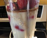 A picture of step 1 of Banana 🍌 Strawberry 🍓 Oat Milk Smoothie.