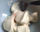 Foto del paso 3 de la receta: Frutillas 🍓con crema de leche 🍧 (tips)