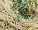 A picture of step 4 of Spaghetti with Zucchini Blossoms and Lemon.