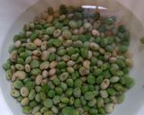 A picture of step 1 of Fresh pigeon peas subji (tuvar dana).