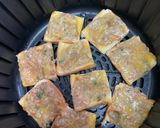 รูปขั้นตอนการทำที่ 3 ของ ขนมปังหน้าหมูกุ้ง. หม้อทอดไร้น้ำมัน🐷🦐🍞
