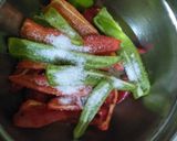 લાલ લીલાં મરચાં નું અથાણું (Red Green Chillies Pickle Recipe In Gujarati) રેસીપી સ્ટેપ1ફોટો