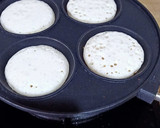 Foto langkah ke 4 dari resep Kue Serabi enak.