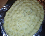 Foto del paso 5 de la receta: Focaccia de ajo (Con tomate, queso y aceitunas)