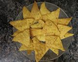 A picture of step 5 of Nachos with Cheese Dip.