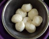 A picture of step 8 of Kesar Rasmalai.