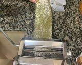 Foto del paso 4 de la receta: Pasta integral de espinacas al huevo