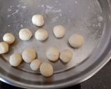 A picture of step 3 of Milk powder Gulab jamun.