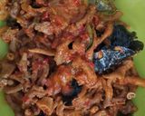 Foto langkah ke 5 dari resep Tumis usus pedas.