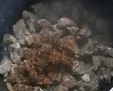 Foto del paso 3 de la receta: Carne al ajillo con vino tinto y arroz