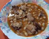 Foto del paso 7 de la receta: Alubias "La cena del cura" con pulpo