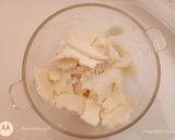A picture of step 1 of Soyabean white gravy.