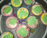 Foto langkah ke 5 dari resep Bolu kukus semangka anti gagal.