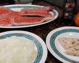 Foto del paso 1 de la receta Trucha asalmonada en salsa de queso con arándanos..🐟🐟🧀🧀