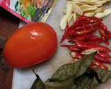 Foto langkah ke 1 dari resep Tumis kangkung saus tiram.