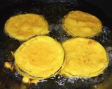 A picture of step 4 of Brinjal Pakora.