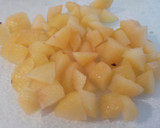 Foto del paso 3 de la receta: Almíbar de ciruelas rojas