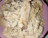 Szaftos fokhagymás-tejszínes cheddar szószos tészta csirkemellel recept fázis 6 fotója