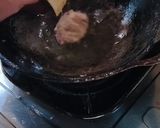 Foto langkah ke 4 dari resep Tumis Mie Kuning Basah.