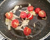 Foto del paso 8 de la receta Macarrones con anchoas, cherry y toque crujiente