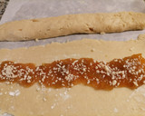 Foto del passaggio 4 della ricetta Settembrini, alla marmellata di fichi e mandorle