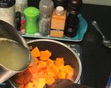 Foto del paso 4 de la receta: Sopa de calabaza 🎃✨