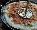A picture of step 4 of Crispy Rava Mysore masala dosa.