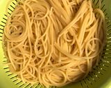 Foto langkah ke 1 dari resep Black pepper Spaghetti alias spaghetti lada hitam.