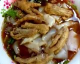 รูปขั้นตอนการทำที่ 9 ของ เส้นใหญ่ต้มยำตีนไก่