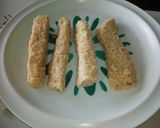 A picture of step 4 of Fish fingers.
