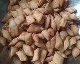 સક્કરપારા (Shakkarpara Recipe In Gujarati) રેસીપી સ્ટેપ3ફોટો