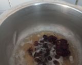 A picture of step 2 of Pineapple mixed with dates# author marathon.