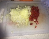 Foto del paso 1 de la receta: Guiso de salchichas con longaniza ahumada