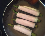 Foto del paso 5 de la receta: Espárragos trigueros con jamón York y queso