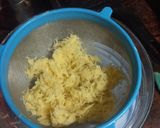 Foto del paso 4 de la receta Solomillo de cerdo con salsa de cebolla y papas paja
