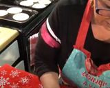 Foto del paso 4 de la receta: Gorditas Rellenas de Chicharrón y Frijoles Refritos con Queso