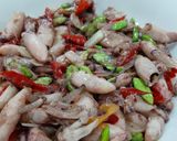 Foto langkah ke 5 dari resep Oseng cumi asin pete.