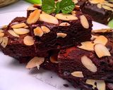 Foto langkah ke 8 dari resep Triple Fudgy Brownies.