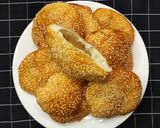 Hình bước làm 5 của món Cách làm bánh tiêu nở phồng đơn giản tại nhà