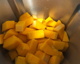 Foto del paso 1 de la receta: Crema de calabaza y calabacin en mambo